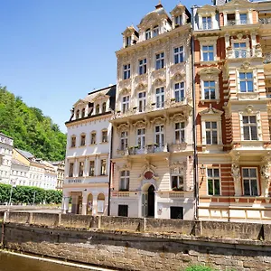 https://alisa-hotel.marianskelaznehotels.net